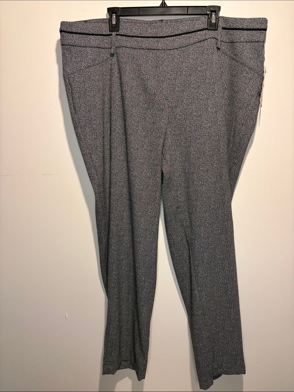 Zac & Rachel Woman NWT Black White Chevron Print Straight Leg Dress Pants 22W